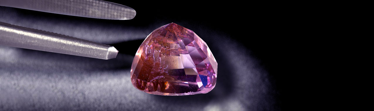Purple Sapphire | Khuni Neelam