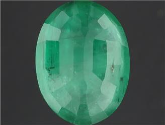 Natural Emerald (B) Certified 3.88CTS-124545