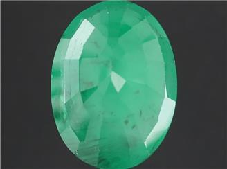 Natural Emerald (B) Certified 4.05CTS-124673
